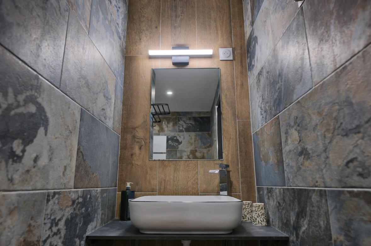 Hotel Le Gambetta แบร์เฌอรัก ภายนอก รูปภาพ